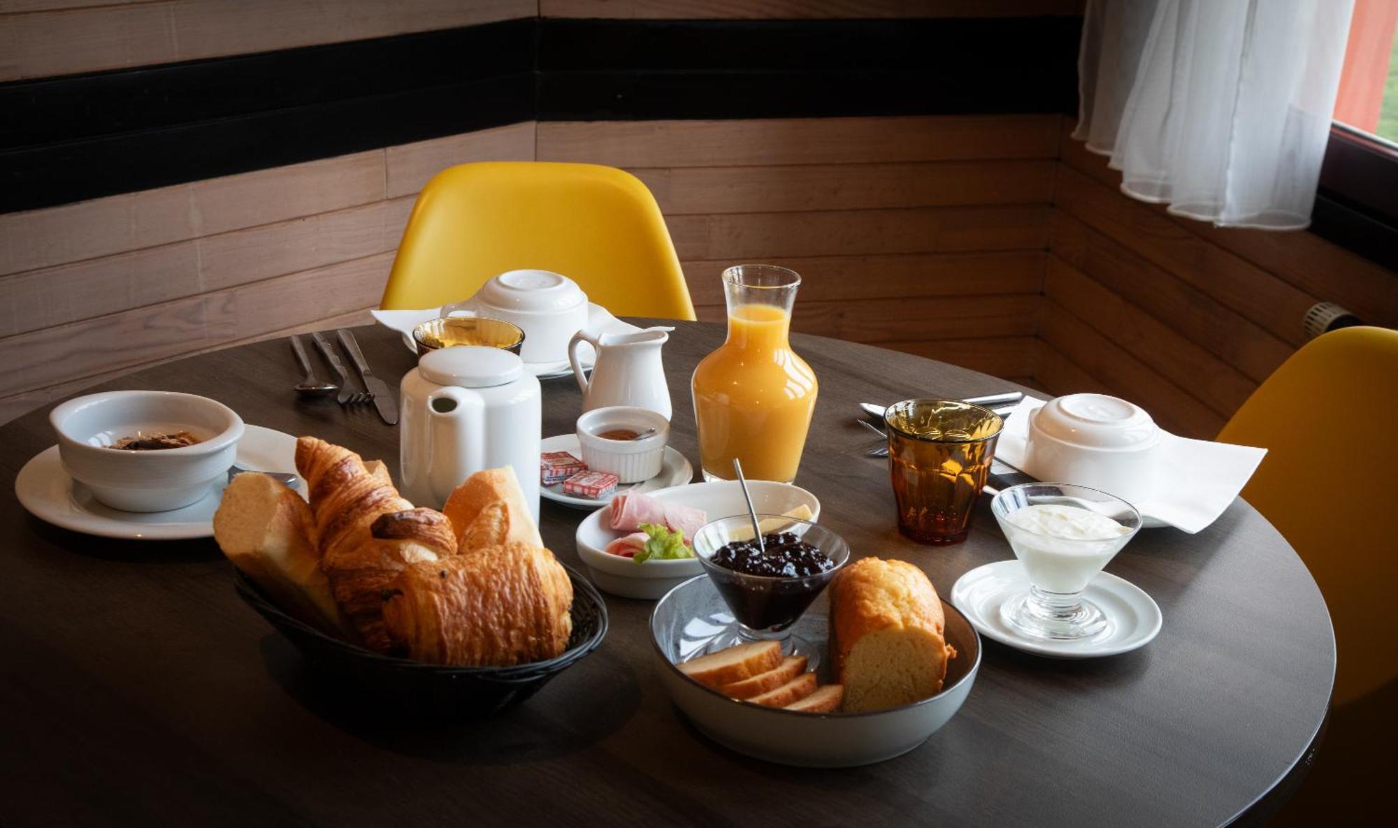 Hotel Clair De Lie Vallet Zewnętrze zdjęcie